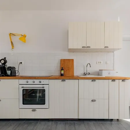 Cozy & Spacious In Starigrad-paklenica Sea View شقة *