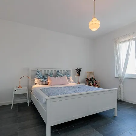 Cozy & Spacious In Starigrad-paklenica Sea View Apartment Starigrad Paklenica